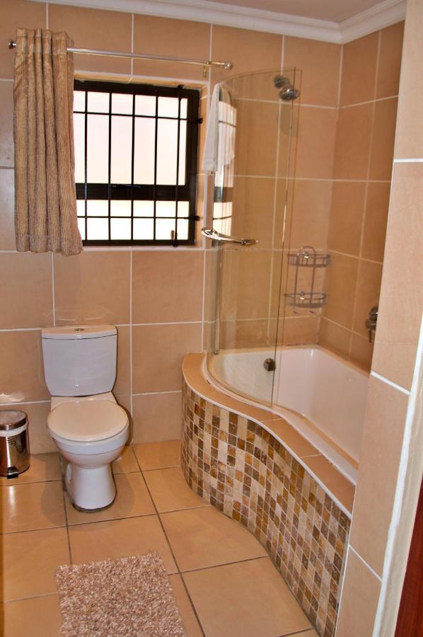 Mi Casa Guest House Uitenhage Zewnętrze zdjęcie