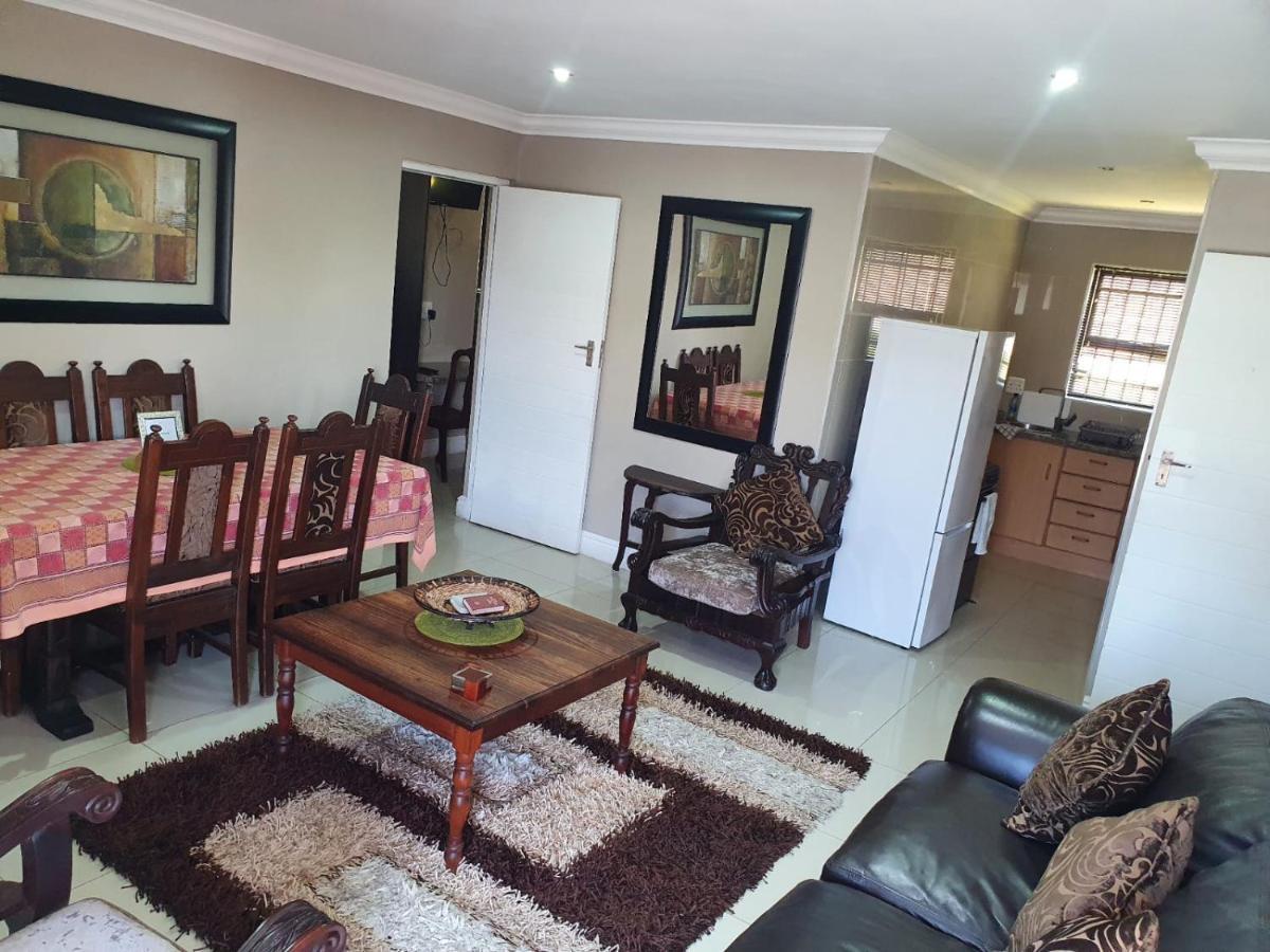 Mi Casa Guest House Uitenhage Zewnętrze zdjęcie