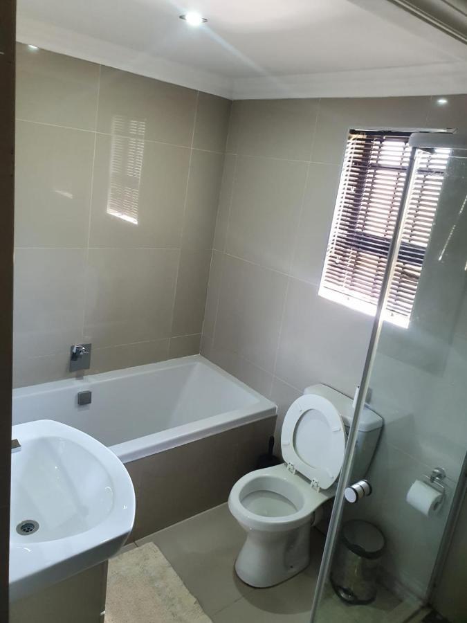 Mi Casa Guest House Uitenhage Zewnętrze zdjęcie